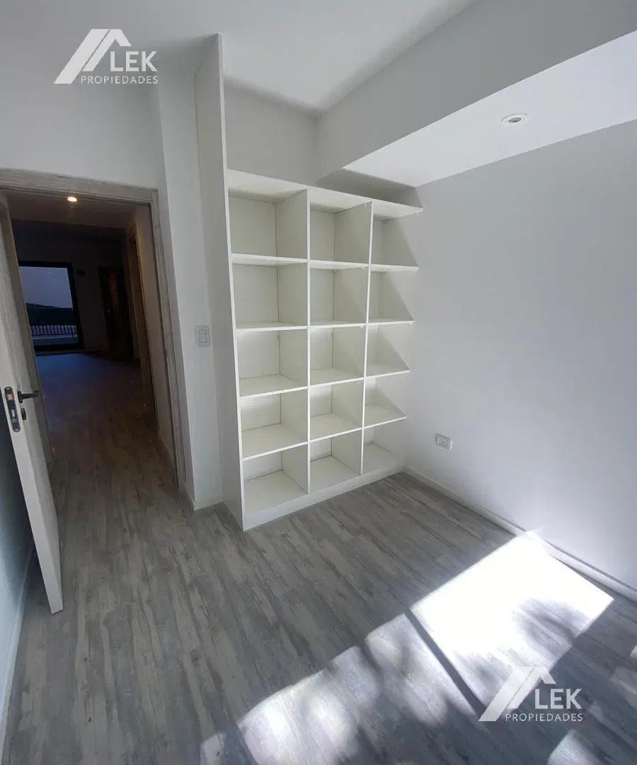 Departamento 3 ambientes baño completo y toilette, 2 balcones,  ALQUILER en Villa Urquiza 3