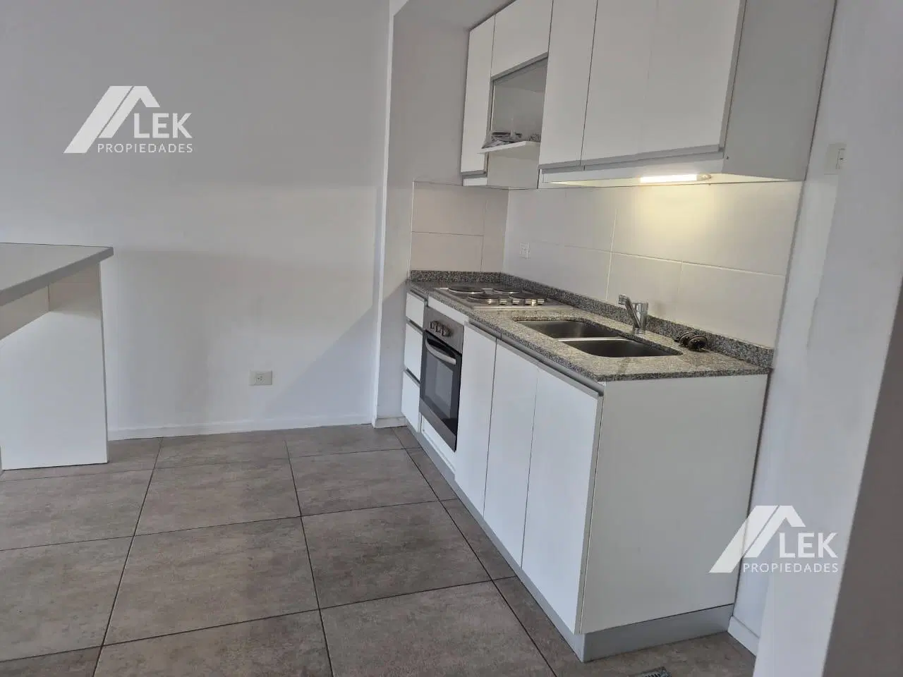 DEPARTAMENTO 3 AMB APTO CREDITO EN SAAVEDRA,!!! 5