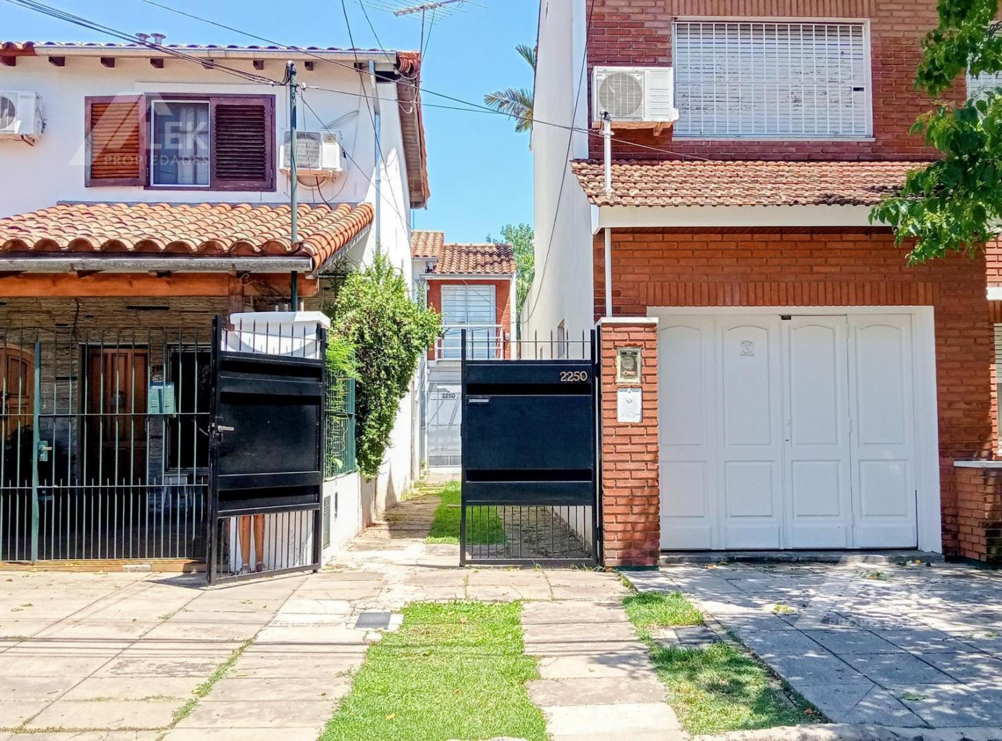 VENTA DUPLEX 3 AMBIENTES COCHERA - CIUDAD JARDIN DEL PALOMAR - TRES DE FEBRERO