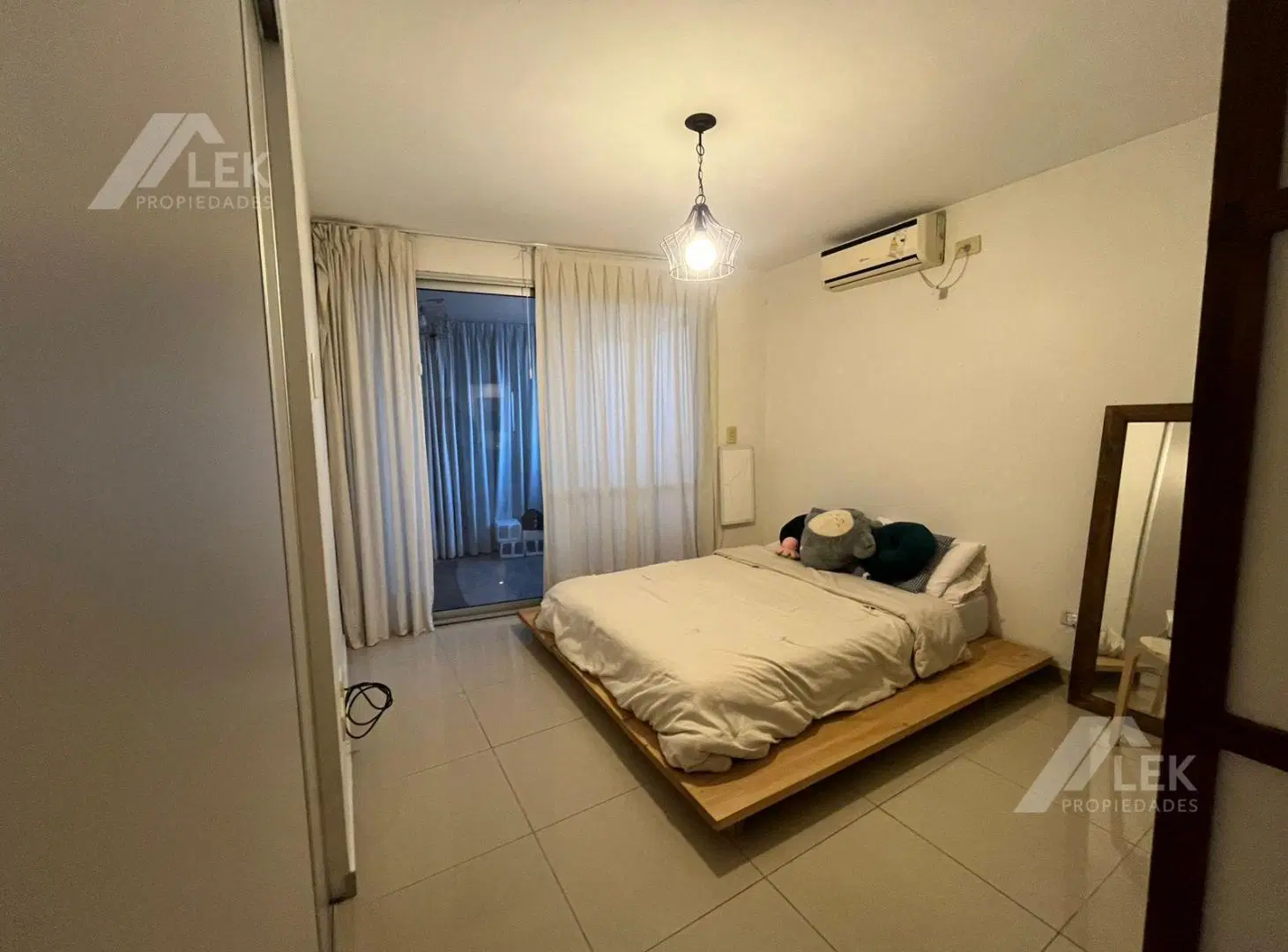 DUPLEX DOS AMBIENTES ALQUILER NUÑEZ, COCHERA FIJA 4