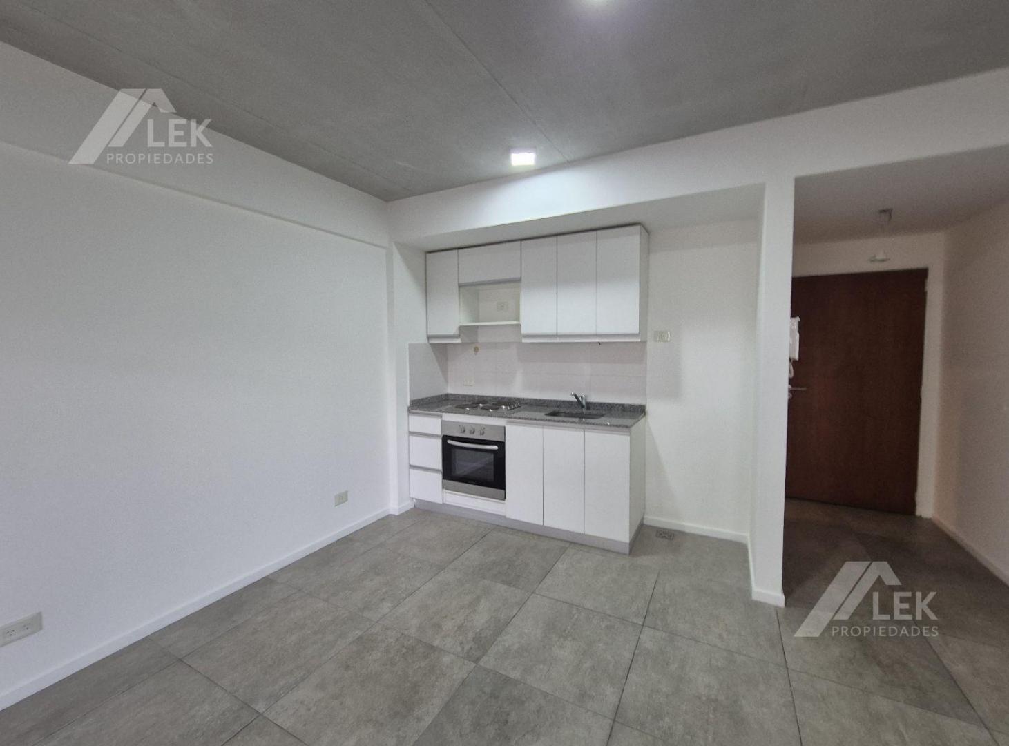 Foto de DEPARTAMENTO MONOAMBIENTE VENTA SAAVEDRA CON RENTA PISO ALTO, imagen 1