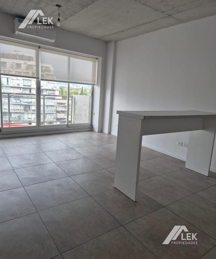 Foto de DEPARTAMENTO 3 AMBIENTES COCHERA, VENTA, SAAVEDRA, CON RENTA DIC 2026, imagen 4