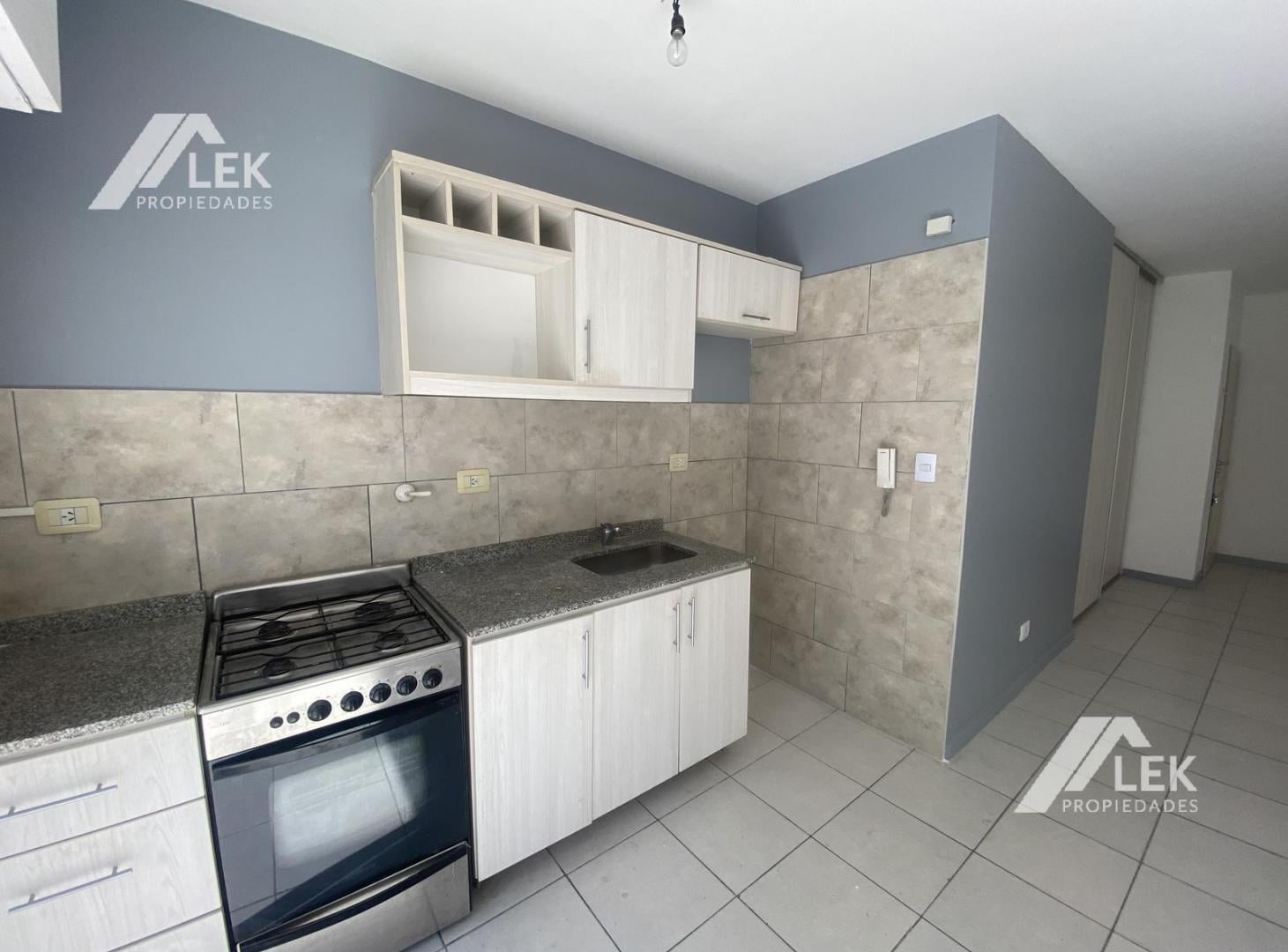 Foto de DEPARTAMENTO MONOAMBIENTE VENTA PARQUE CHAS, imagen 2