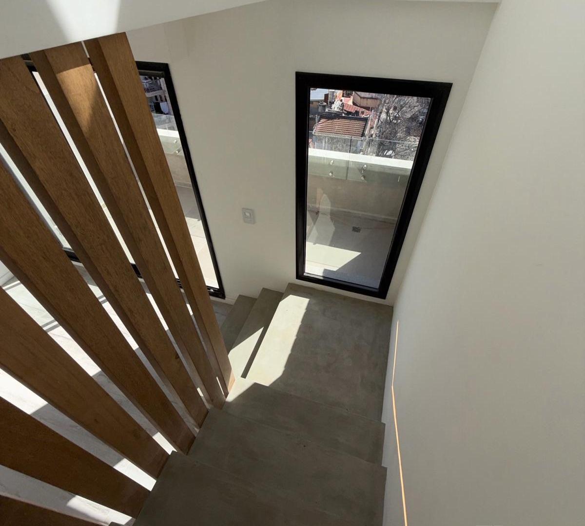 Foto de 3 Ambientes Duplex con balcon y terraza privada a estrenar Venta Villa, imagen 2