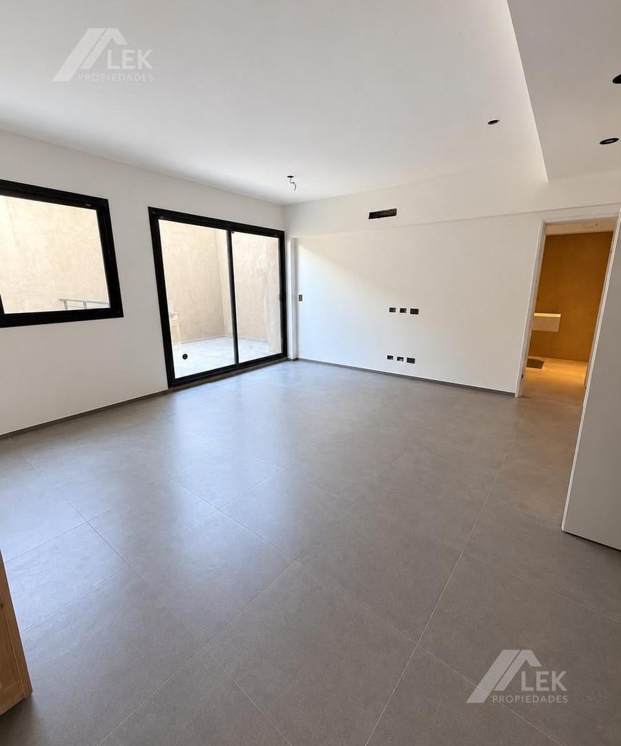 Foto de DEPARTAMENTO 2 ambientes con patio a estrenar , venta CABALLITO, imagen 1