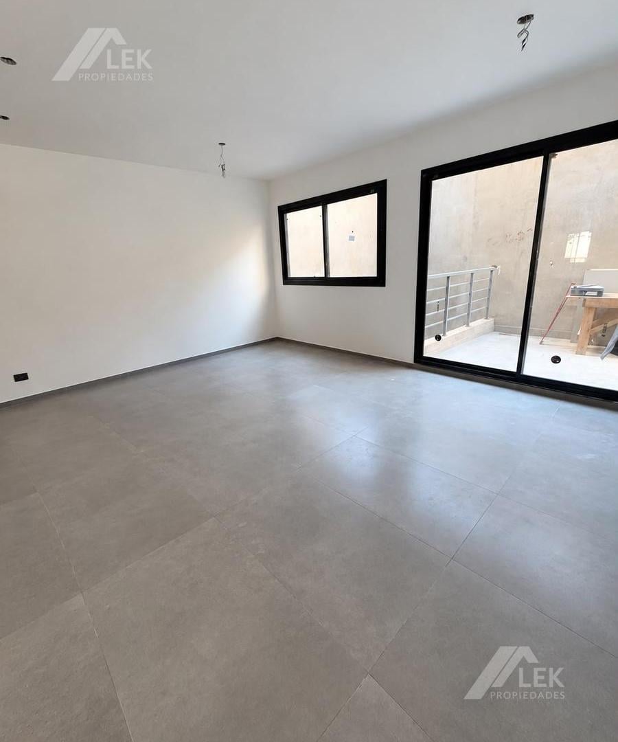 Foto de DEPARTAMENTO 2 ambientes con patio a estrenar , venta CABALLITO, imagen 5