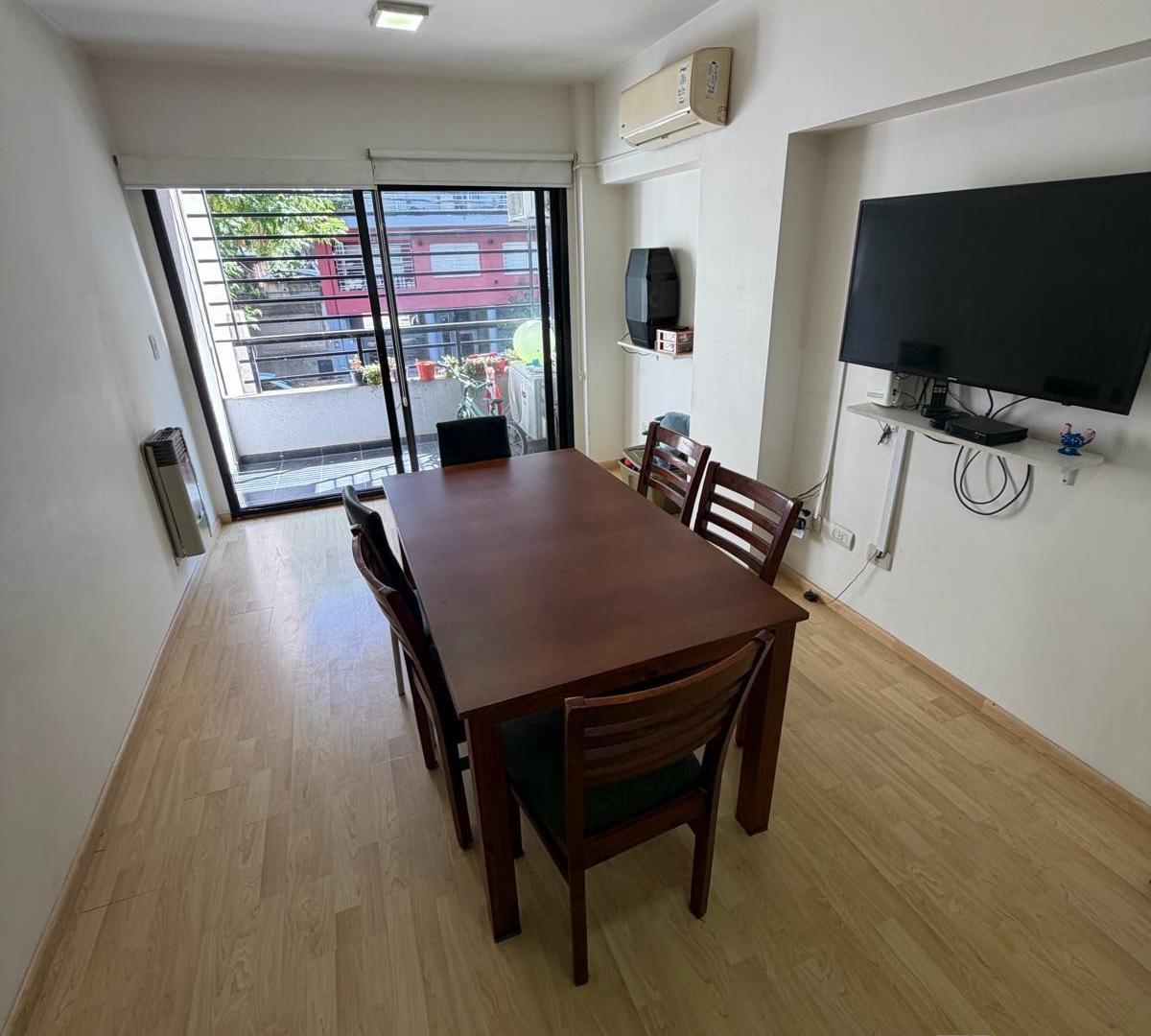 Foto de 3 AMBIENTES , VENTA , CON BALCON AL FRENTE , PARQUE CHAS APTO CREDITO, imagen 2