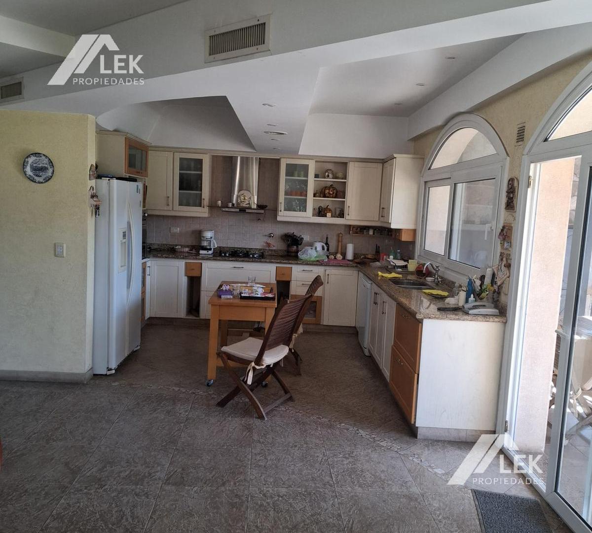 Foto de CASA DE 6 AMBIENTES EN BARRIO AYRES DEL PILAR PISCINA PARQUE VENTA, imagen 3