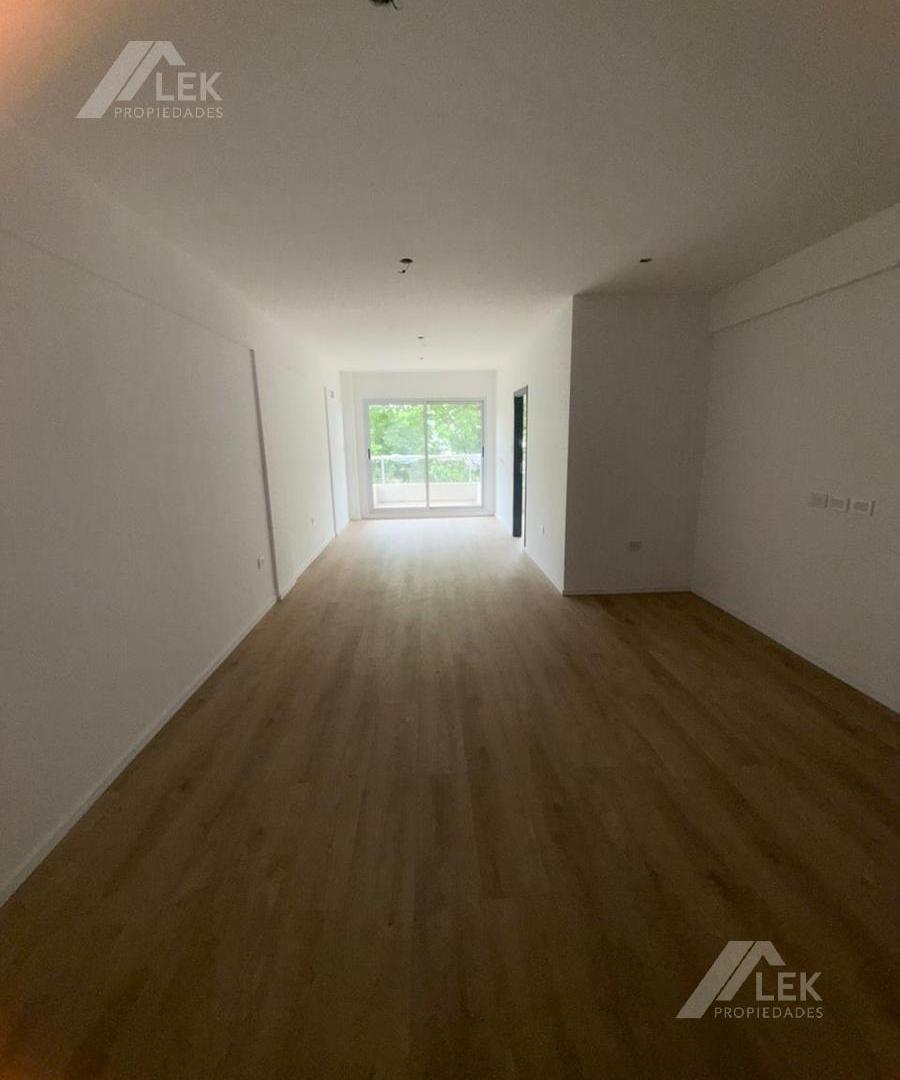 Foto de DEPARTAMENTO , SEMIPISO 2 AMBIENTES A ESTRENAR ,VENTA PARQUE CHAS, imagen 4