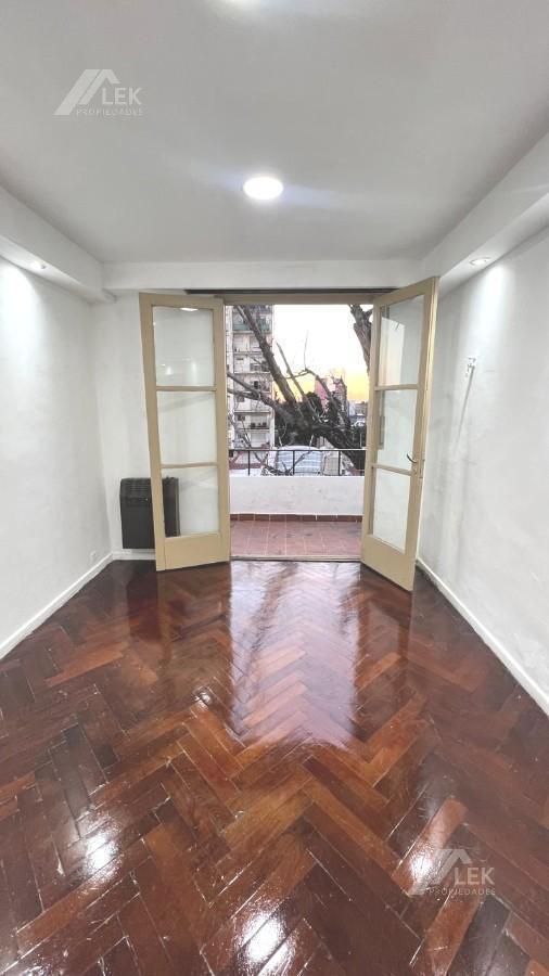 Foto de Venta Departamento 3 Ambientes Balcon Apto Credito - Liniers Centro, imagen 2