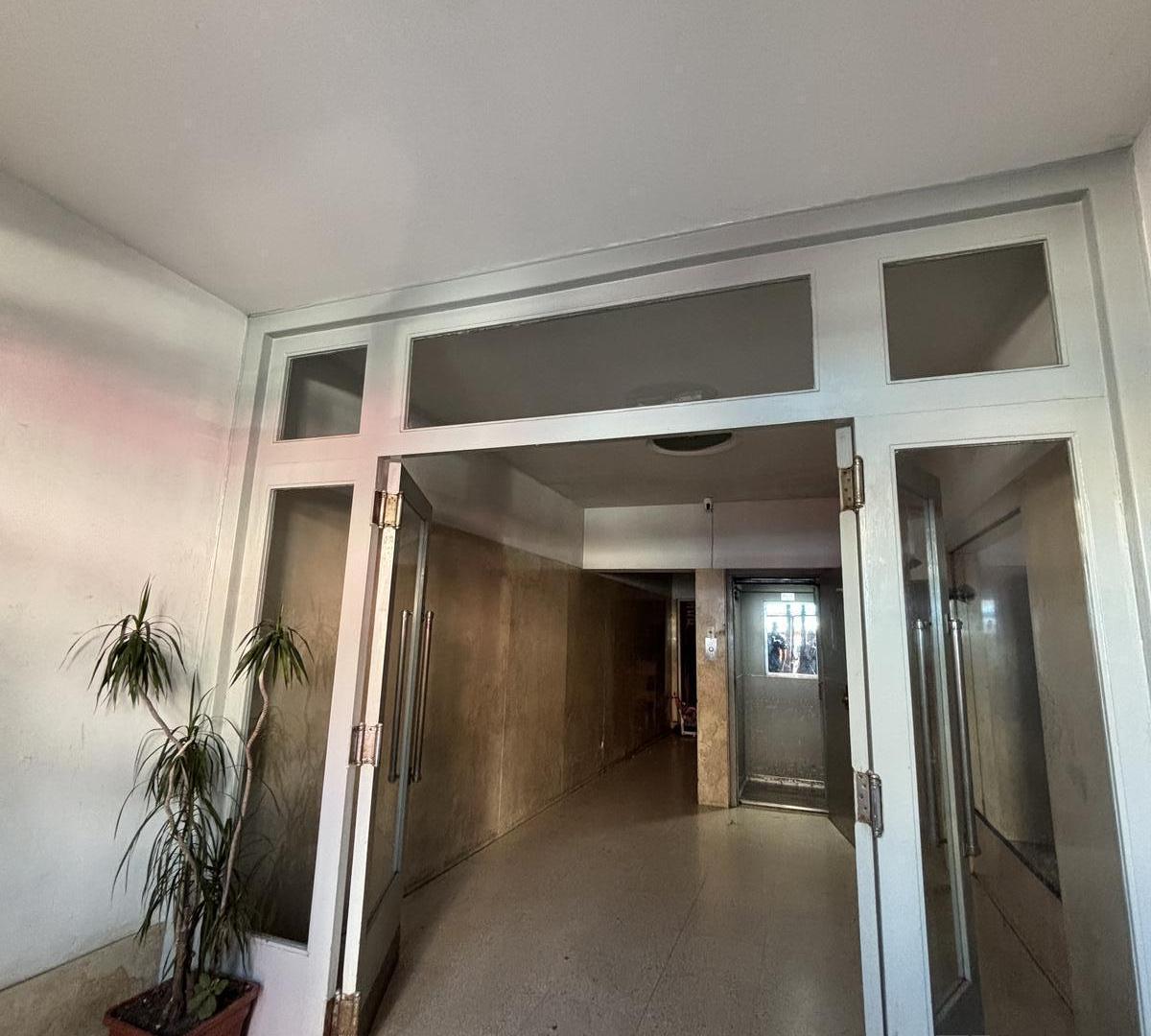 Foto de Venta Departamento 3 Ambientes Balcon Apto Credito - Liniers Centro, imagen 5
