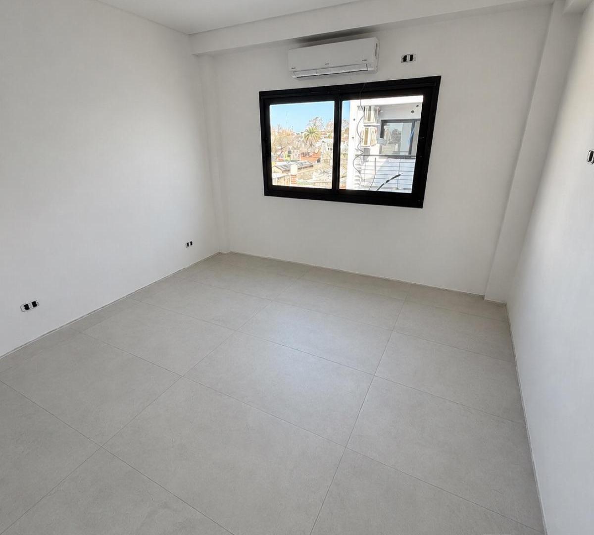 Foto de DEPARTAMENTO 3 AMBIENTES BALCON Y TERRAZA, COCHERA, SAAVEDRA VENTA, imagen 3