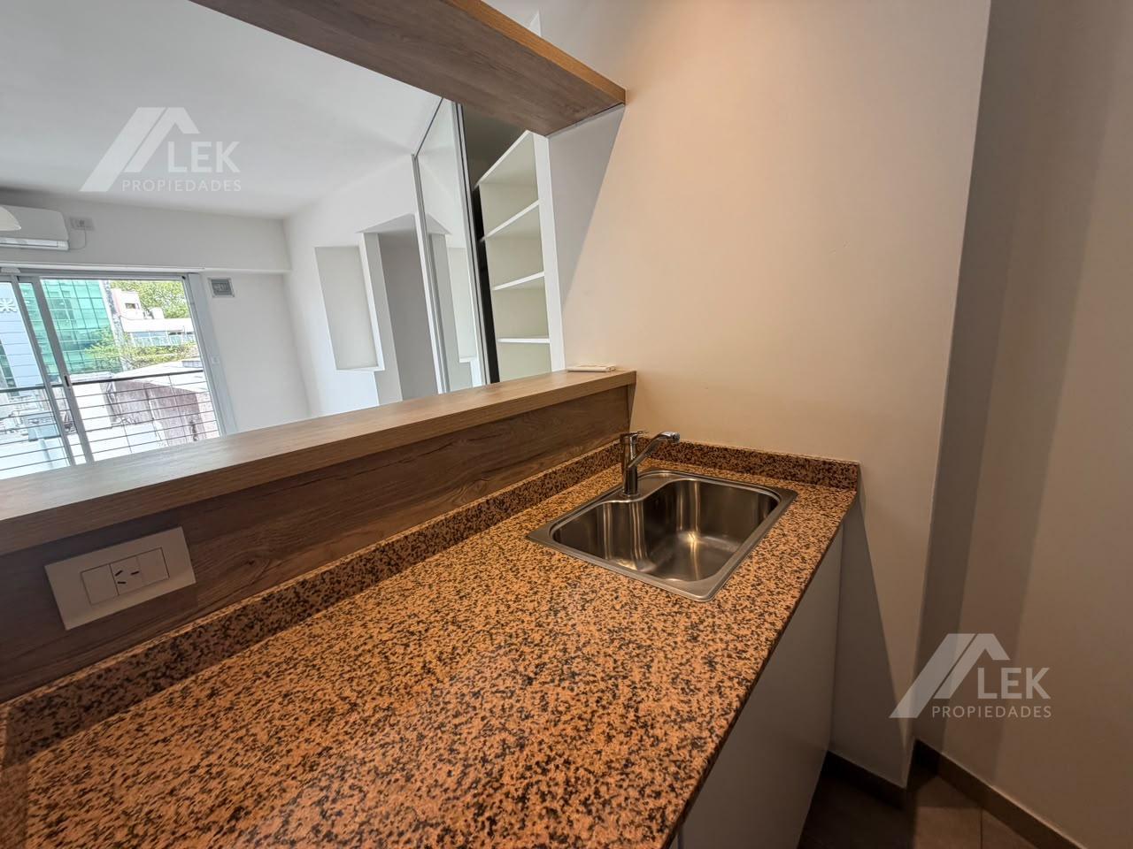 Foto de Departamento monoambiente alquiler Villa Urquiza, luminoso, posibilidad, imagen 2