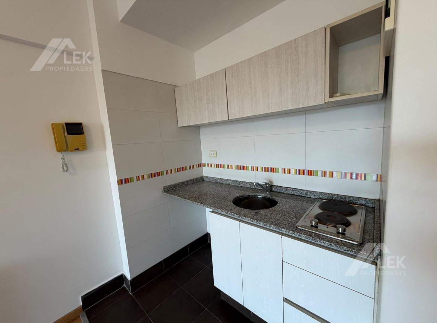 Foto de Departamento monoambiente en alquiler Colegiales, SUM laundry terraza, imagen 4