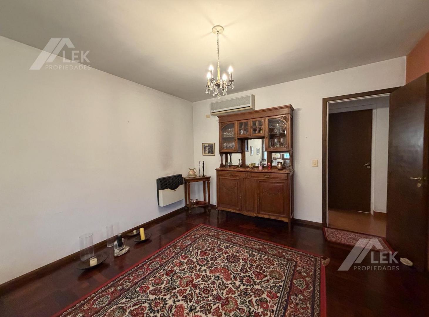 Foto de Casa en dos plantas, 3 dormitorios, Saavedra, terraza y quincho VENTA, imagen 4