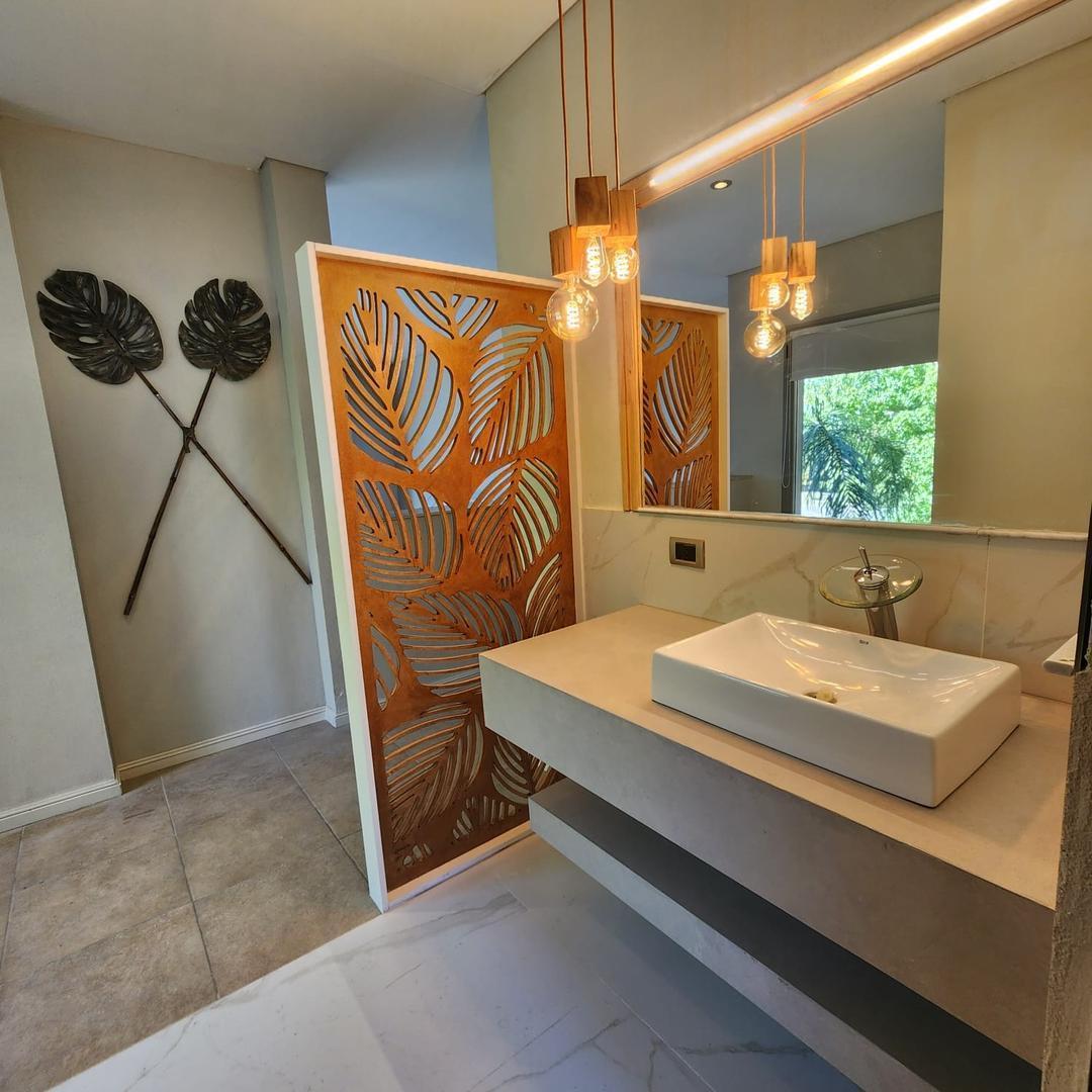 Hermosa Casa en Los Sauces con Piscina y Amplio Jardín! 2