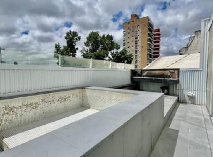 HERMOSO DEPARTAMENTO EN PARQUE CHAS 3