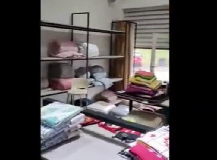 LOCAL COMERCIAL CON DEPOSITOS EN COLECTORA RAMAL PILAR 4