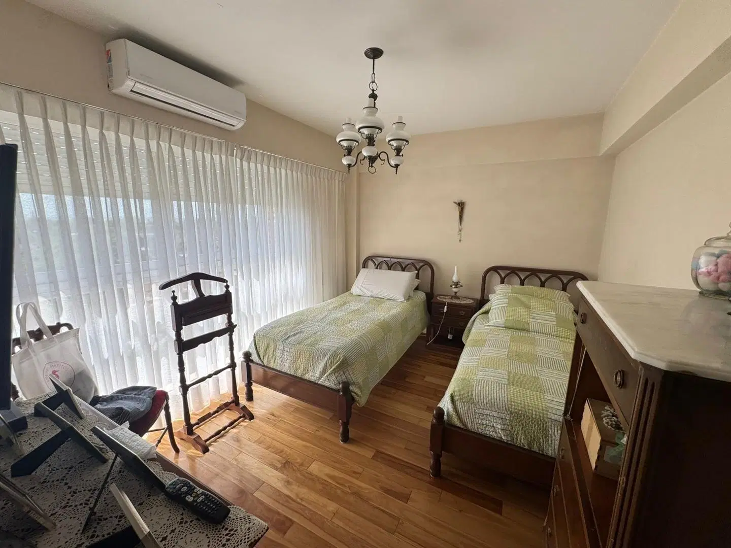 Departamento 4 ambientes en San isidro vista única 2