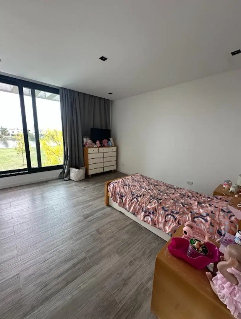 Casa al agua con pileta Virazon 4