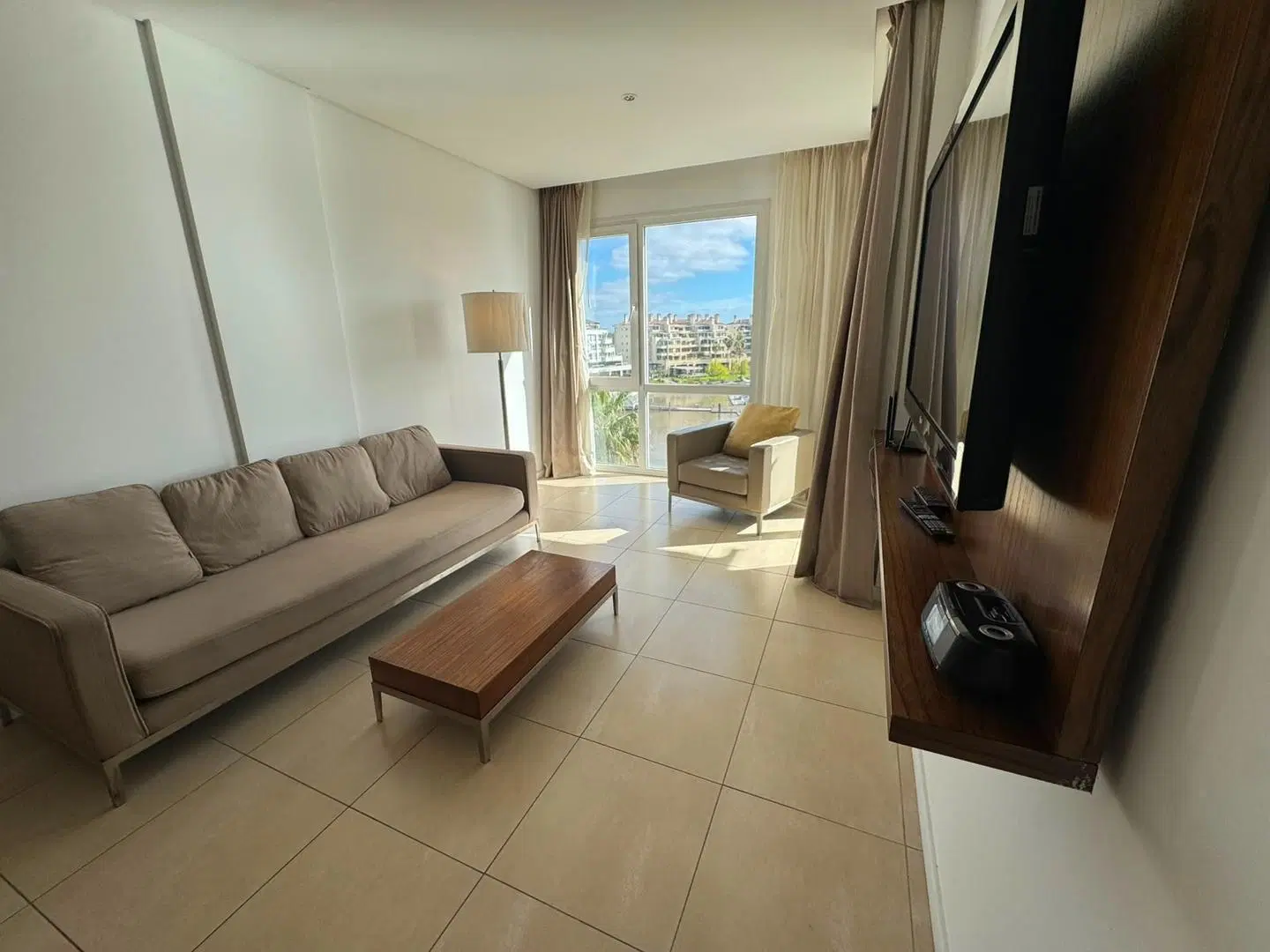 Departamento de 2 ambientes amoblado con balcón 2