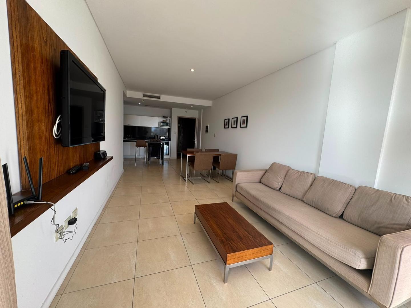 Foto de Departamento de 2 ambientes amoblado con balcón, imagen 2