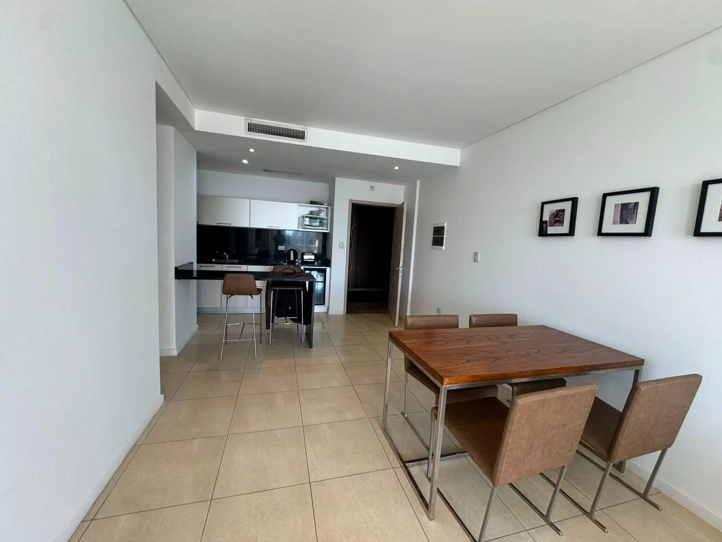 Departamento de 2 ambientes amoblado con balcón 4