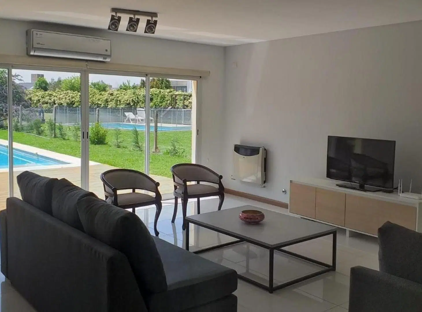 Casa amoblada de 5 ambientes 3