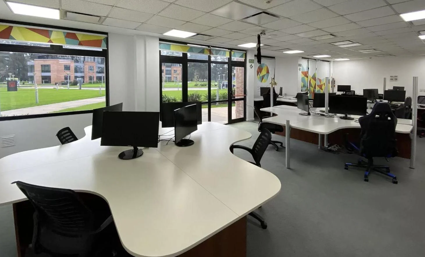Oficina en Alquiler -  Parque Empresarial Austral, Pilar