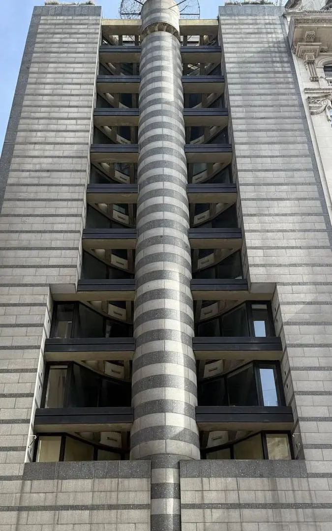 Oficinas en Venta en Plaza de Mayo 4