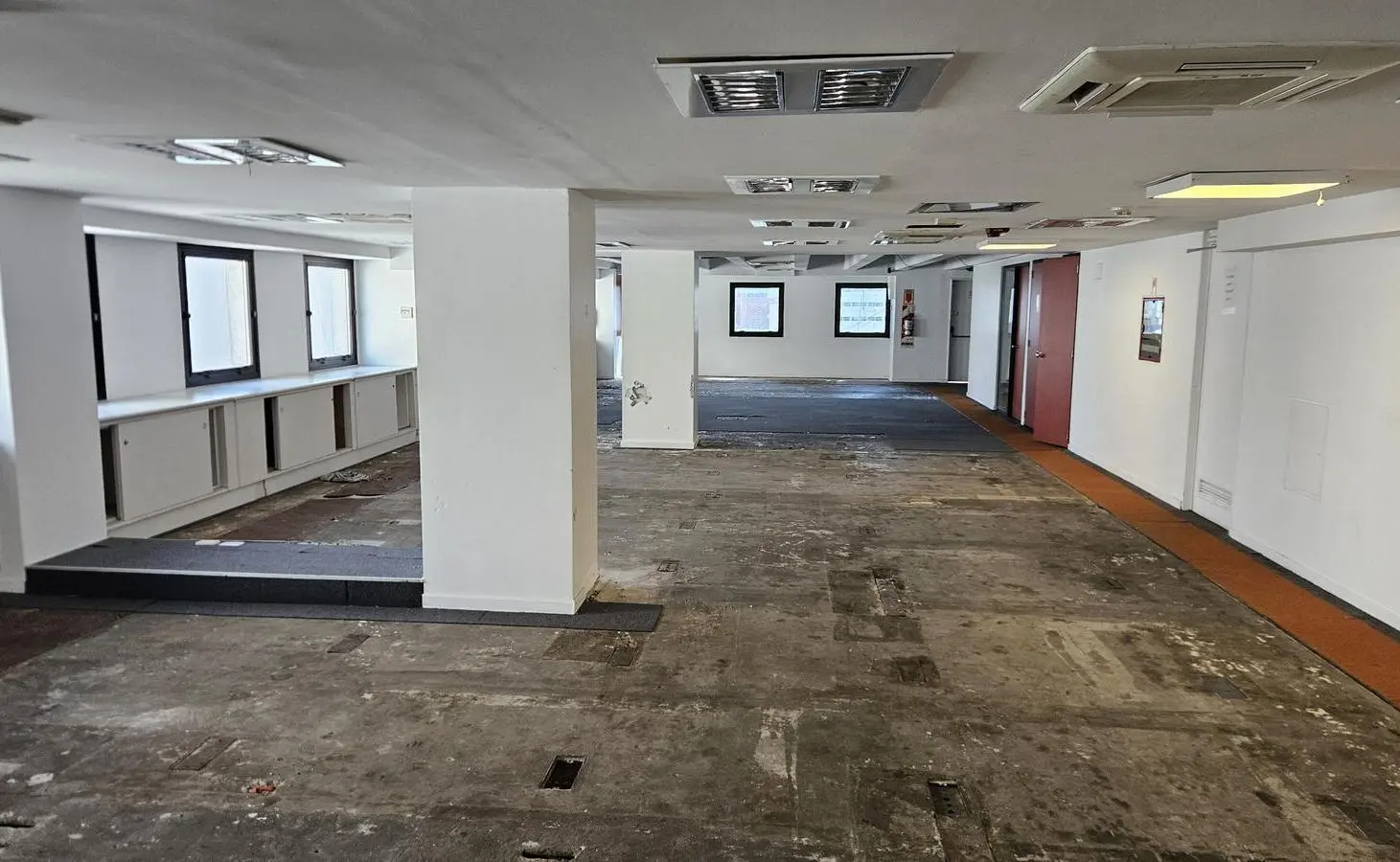 Oficinas en Venta en Plaza de Mayo 8