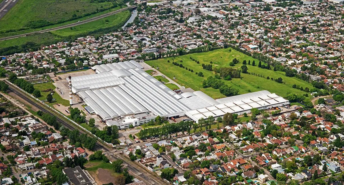 Alquiler Depósito 5.530m2 dentro de predio en Hurlingham 2