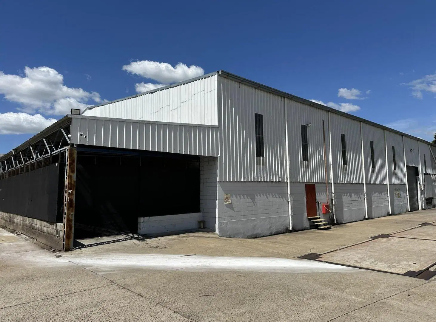 Alquiler Depósito 4.412m2 en Calle 8 Parque Industrial Pilar 3