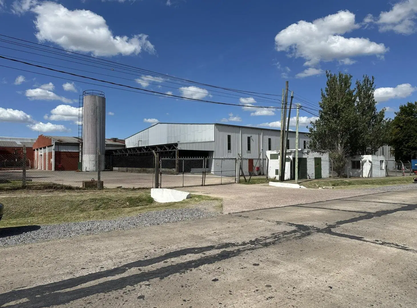 Alquiler Depósito 4.412m2 en Calle 8 Parque Industrial Pilar 2