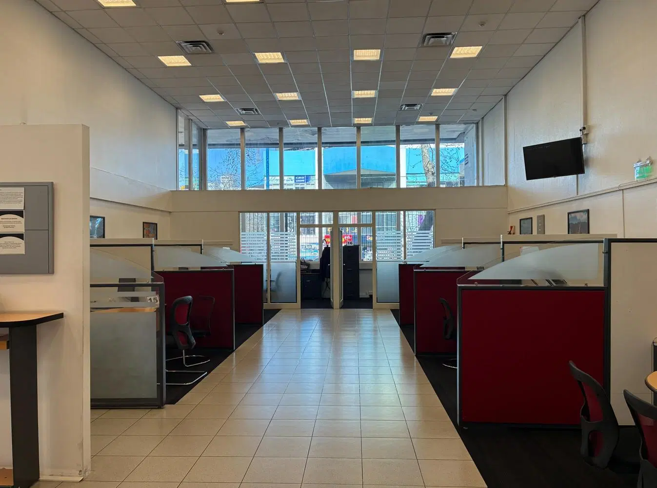 Local con Oficinas en Venta 3