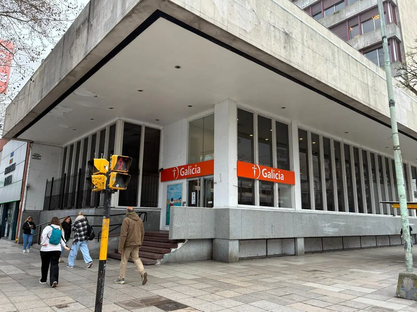 Local con Oficinas en Venta 1