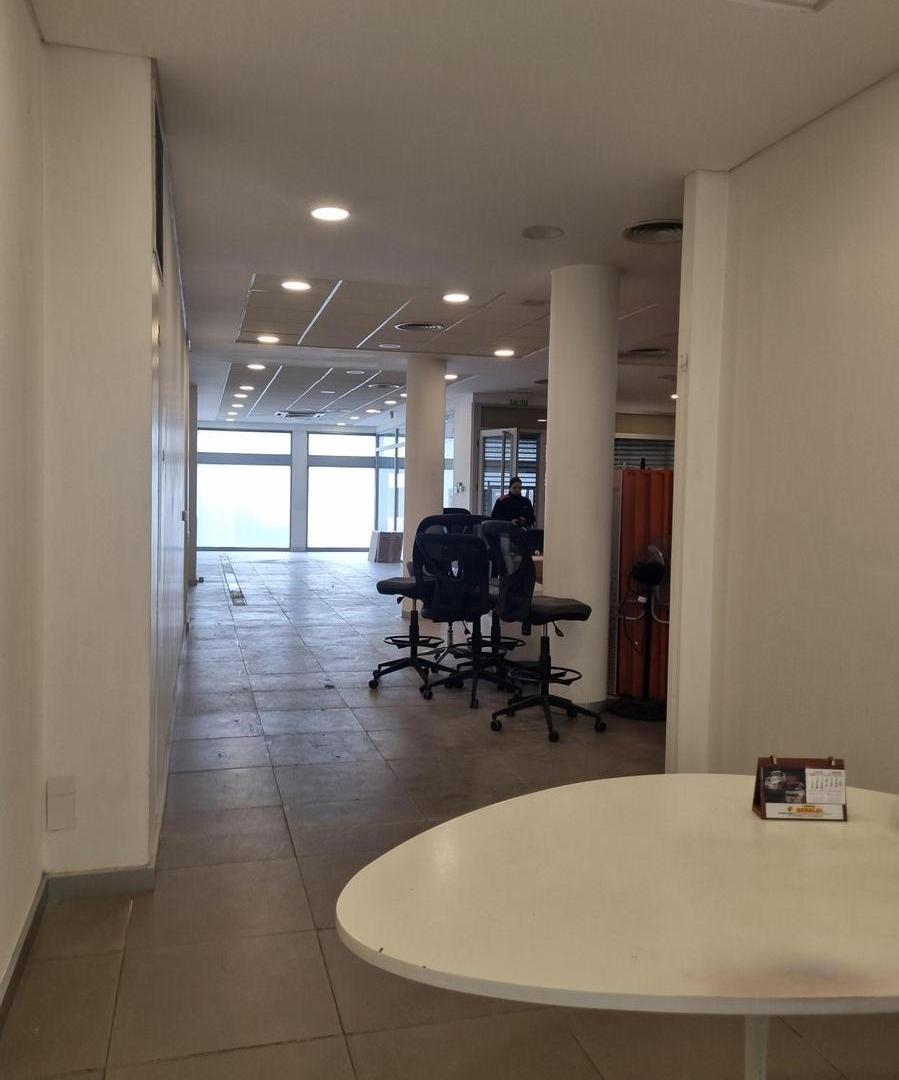 Foto de Local en Venta en Sarandí, Avellaneda, imagen 3