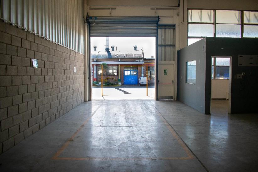 Foto de Alquiler Depósito 1380m2 en predio Villa Ballester, imagen 4