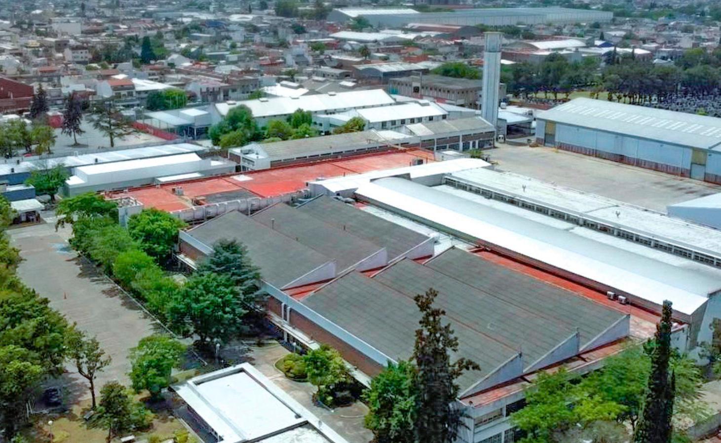 Foto de Alquiler Depósito 4745m2 en predio en La Tablada, imagen 3