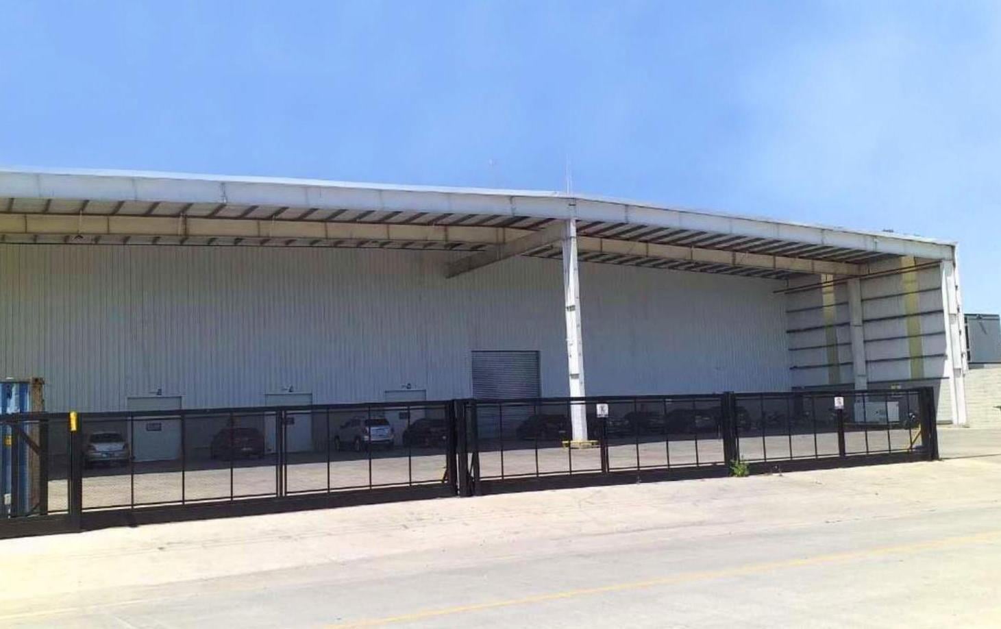Foto de Venta planta 6.500m² sobre lote de 10.829 m² en Polo Industrial Ezeiza, imagen 2