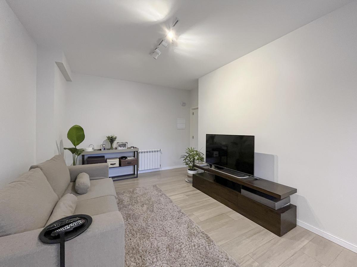 2/3 Dorm. con Patio 5