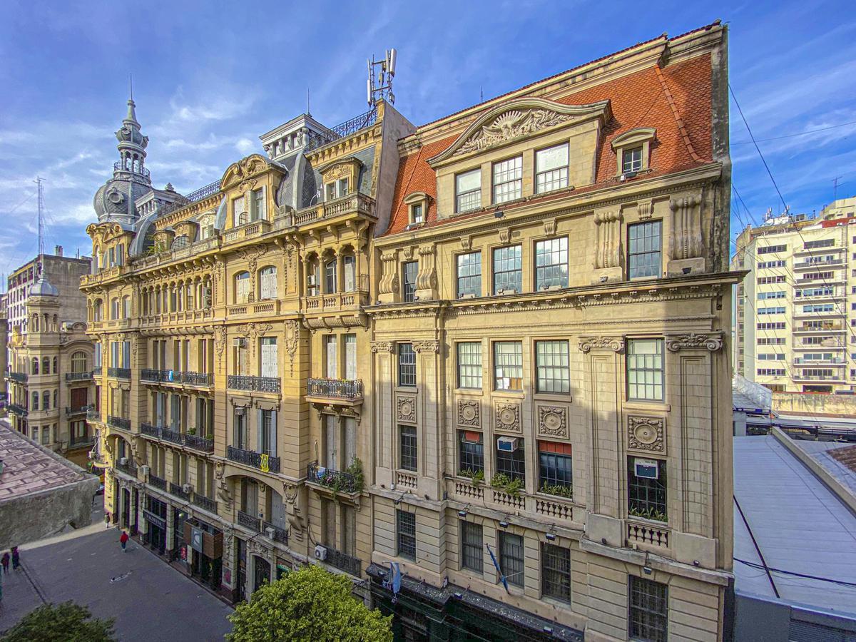 Oficina de 370 m² en Palacio Minetti 3