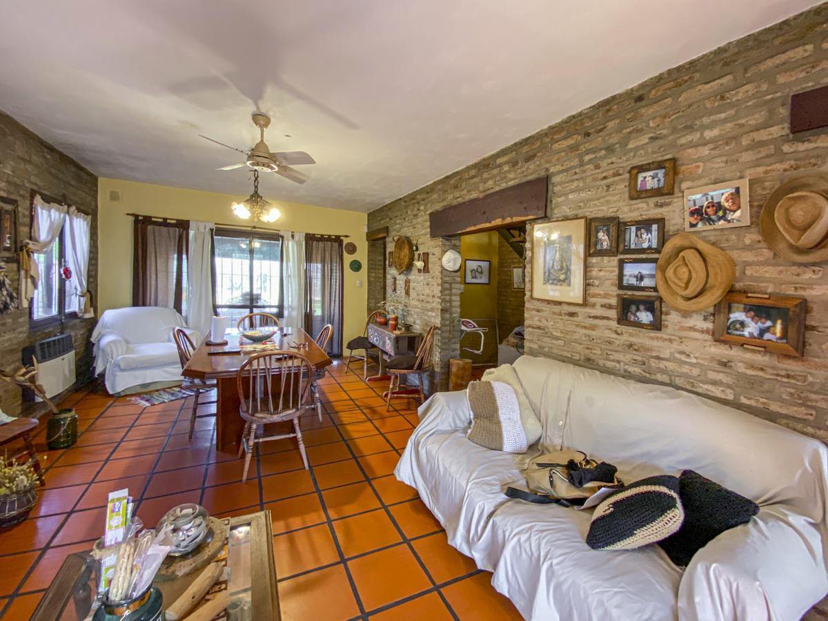 Casa de 4 Dorm. en Fisherton 5