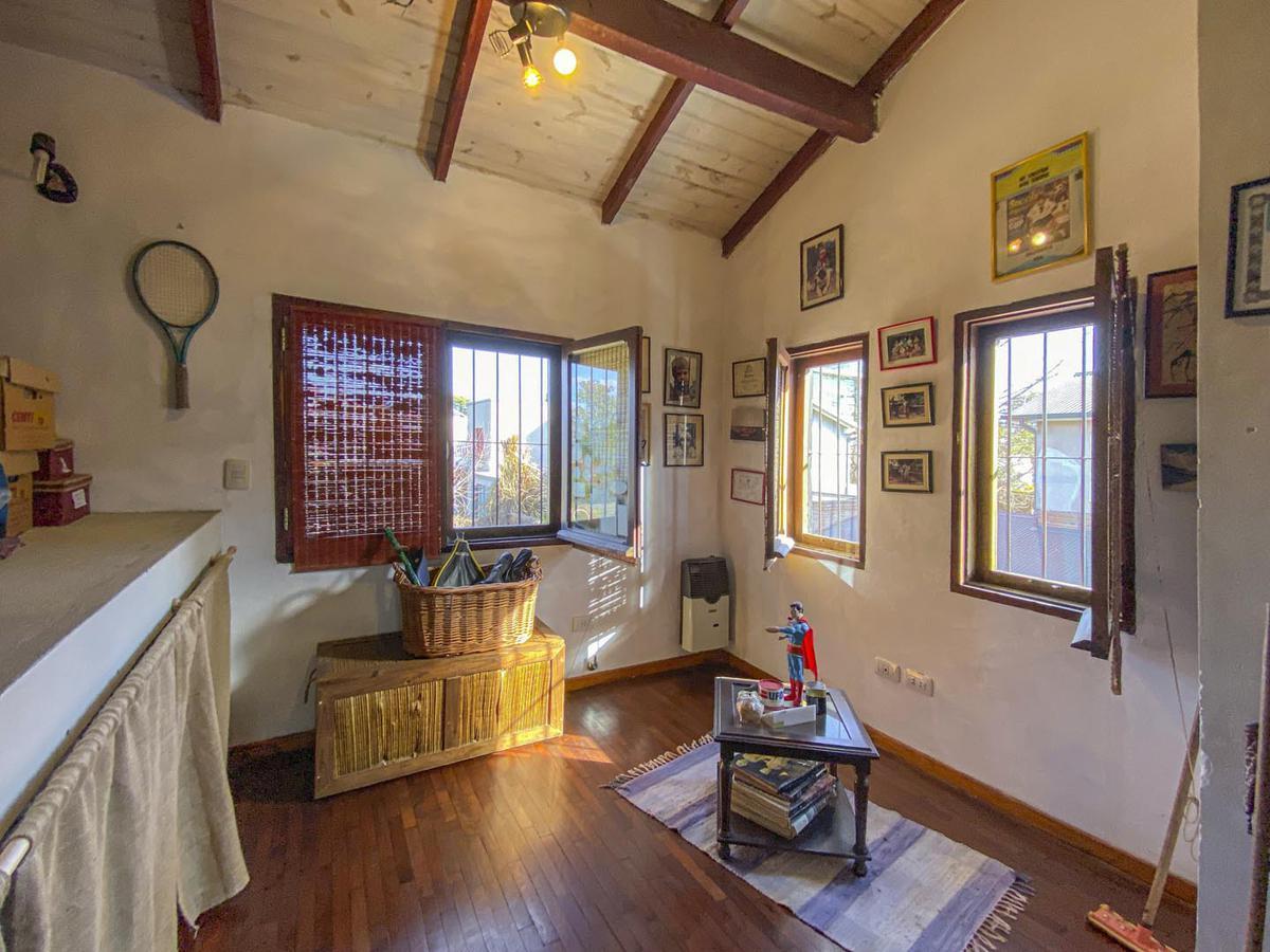 Casa de 4 Dorm. en Fisherton 2