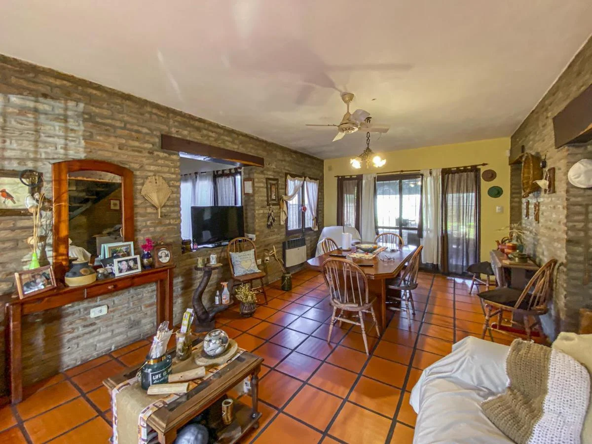 Casa de 4 Dorm. en Fisherton 1