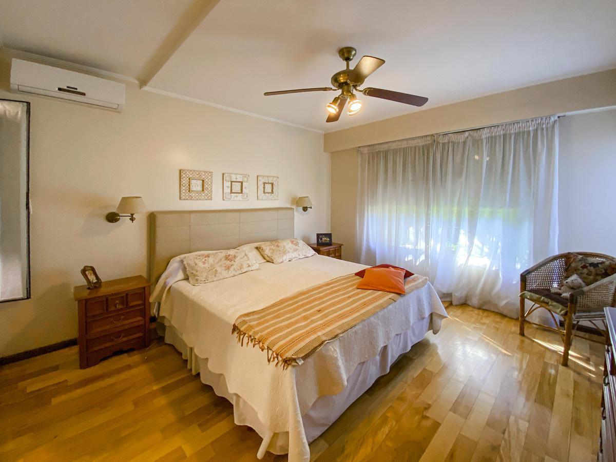 Casa de 4 o 5 Dorm. en Aldea Fisherton 3
