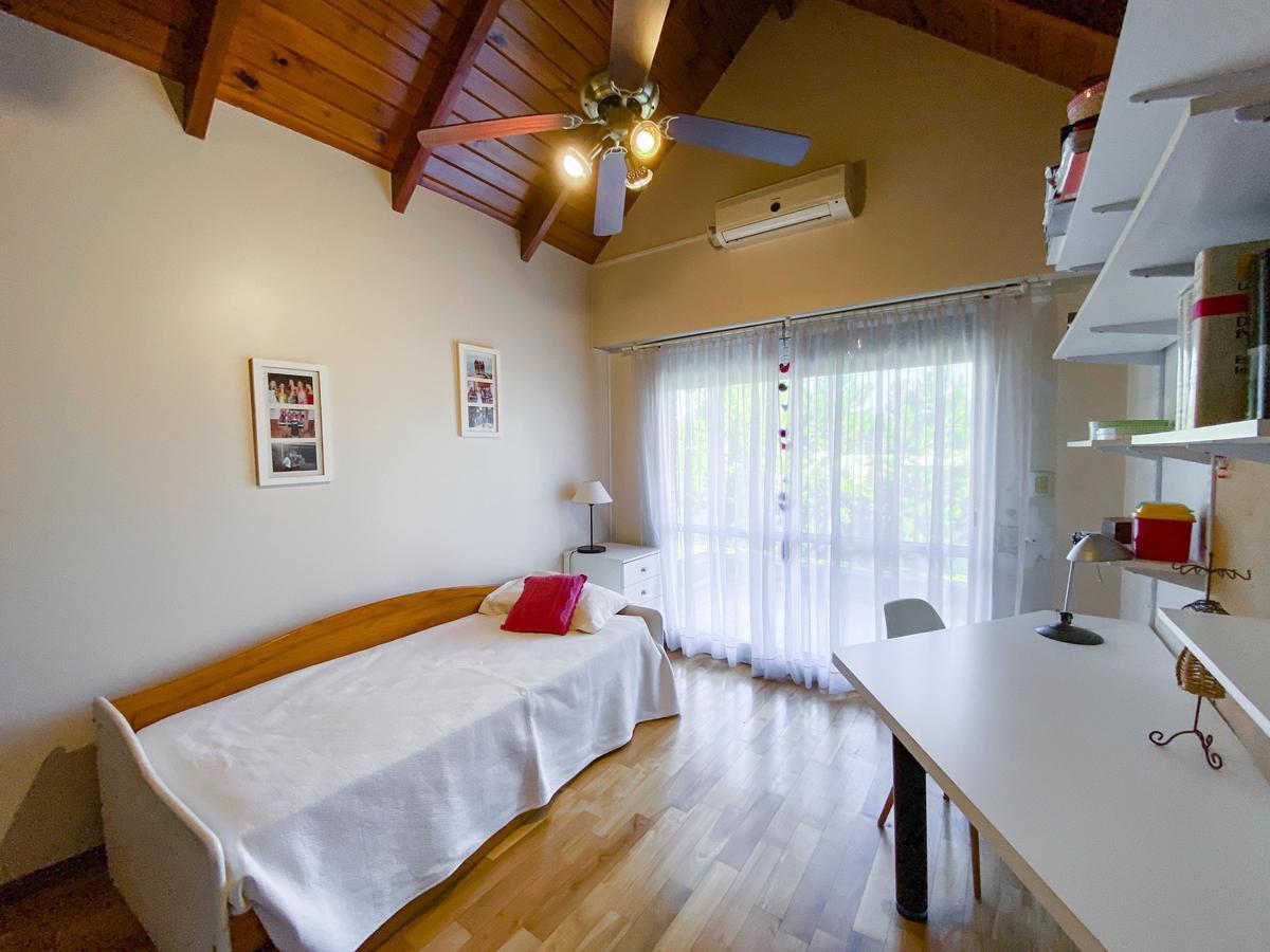 Casa de 4 o 5 Dorm. en Aldea Fisherton 2