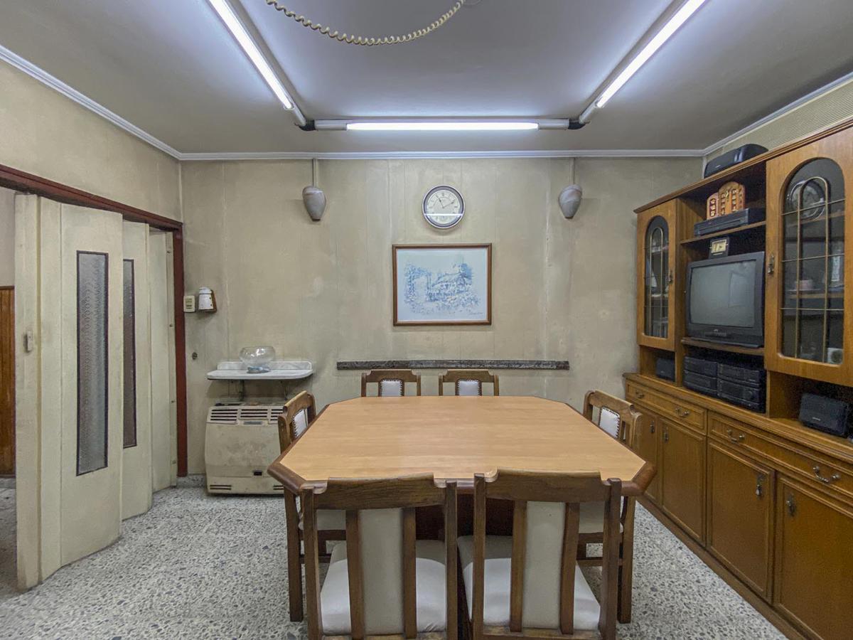 6 Dorm. con Patio y Terraza 1