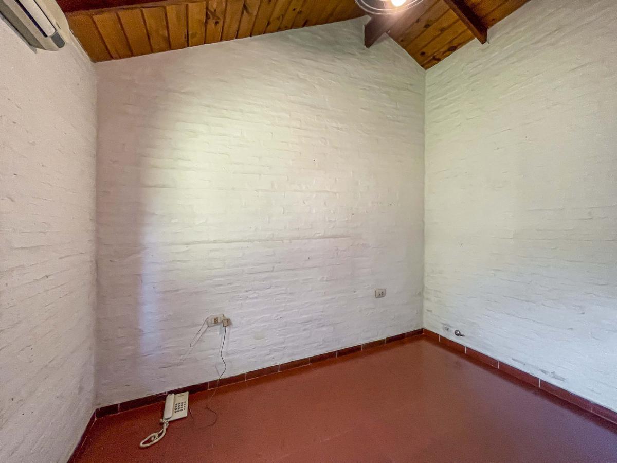 Casa de 2 Dorm. Más Comodín de Oportunidad 3