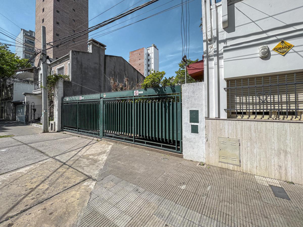 Galpón Logístico con Núcleo de Oficinas Importante 1
